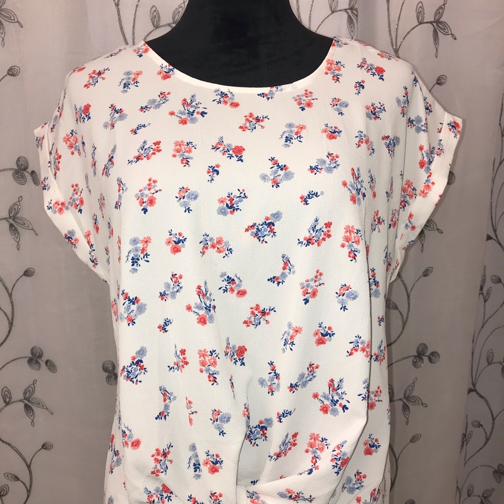 Pink Rose White and Red Blouse Elegant Top